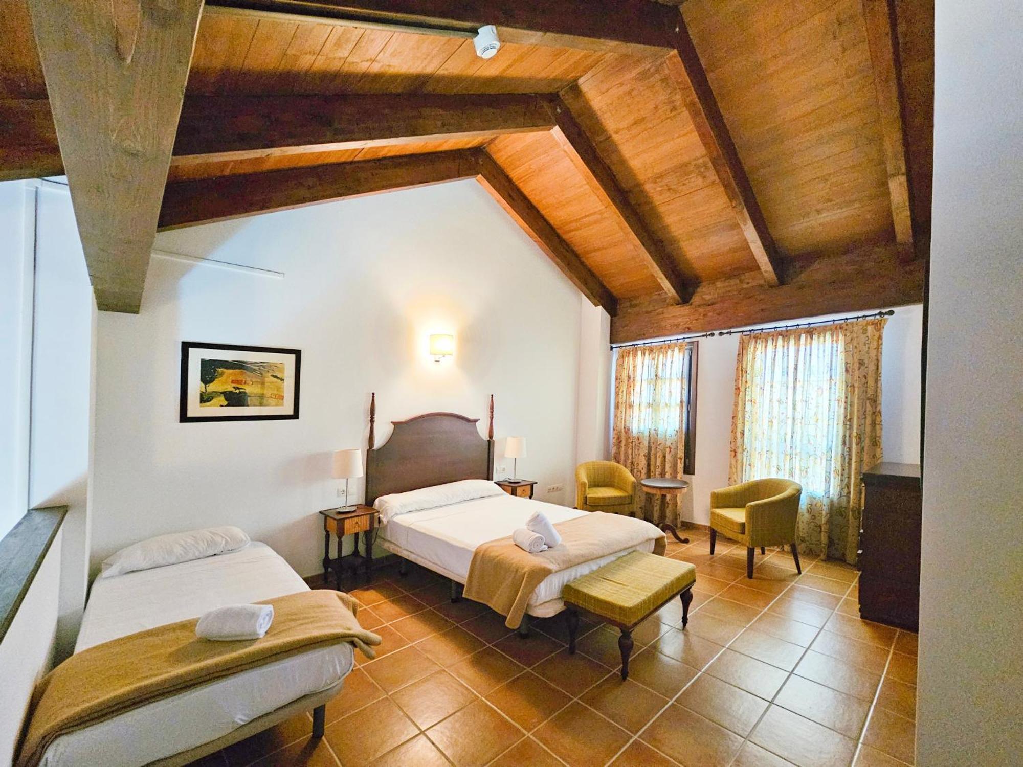 Apartamentos Jaca Badaguas 3000 Exteriér fotografie